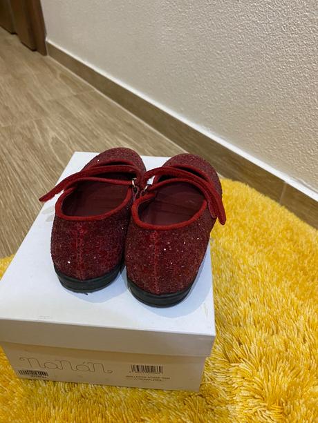 Červené balerínky nanan, 26