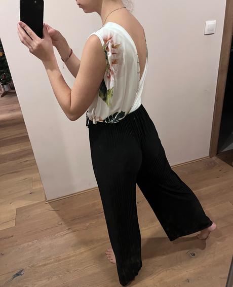 Dámsky spoločensky overal, s