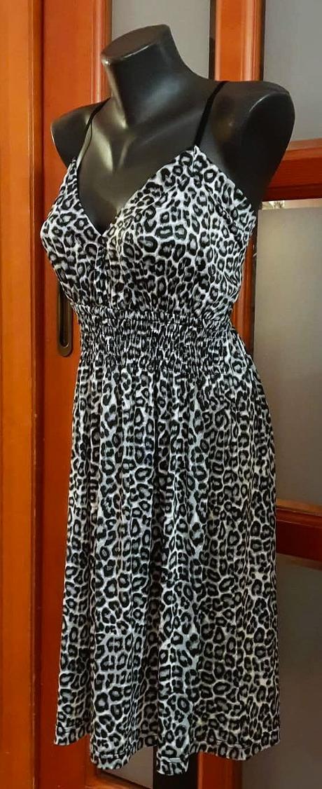 Predám letné šaty veľ. s-m, s