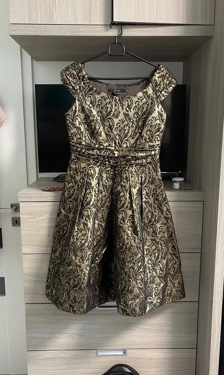 Šaty so zlatou niťou, zara,s