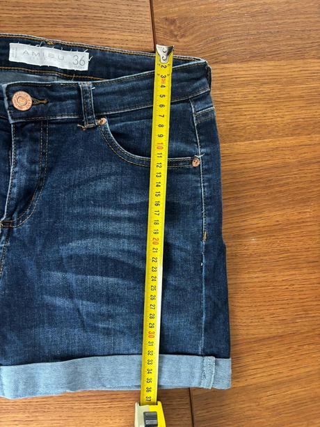 Kraťasy+ tielko, amisu,36