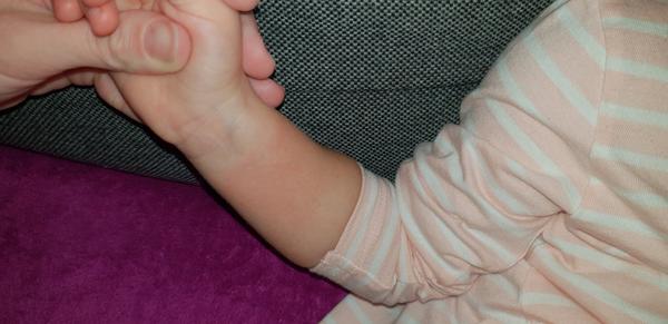 Začervenané zapästie pri liečbe antibiotikami