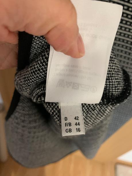 Madeleine 75percent vlny saty vel.42, l