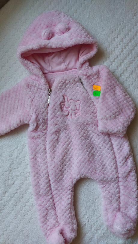 Prechodný plyšový overal, 62
