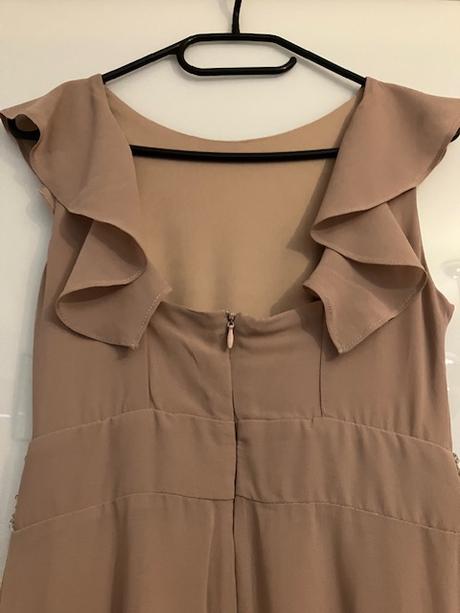 Telove/ nude elegantne saty, xs