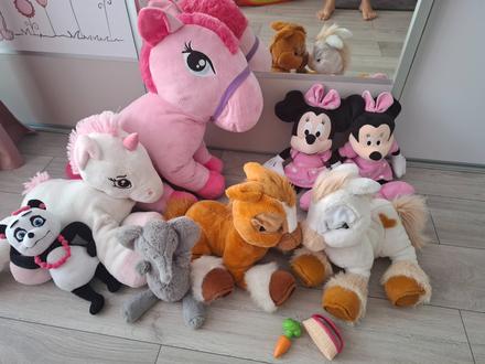 Full real koník kopytko, plyšový koník, minnie, 