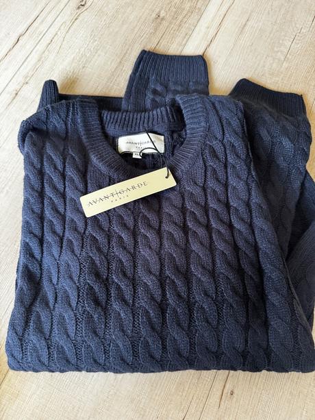 Pánsky sveter avant garde xl s vysackou, xl