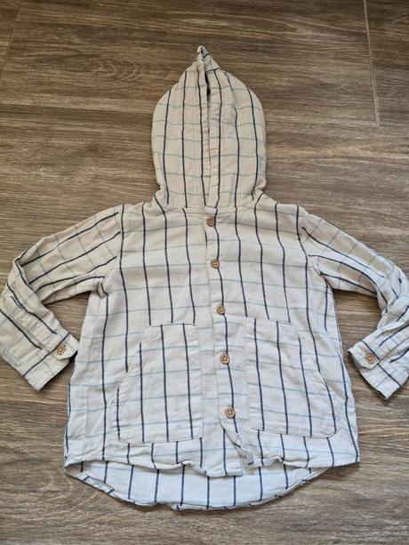 Košeľa č.104, reserved,104