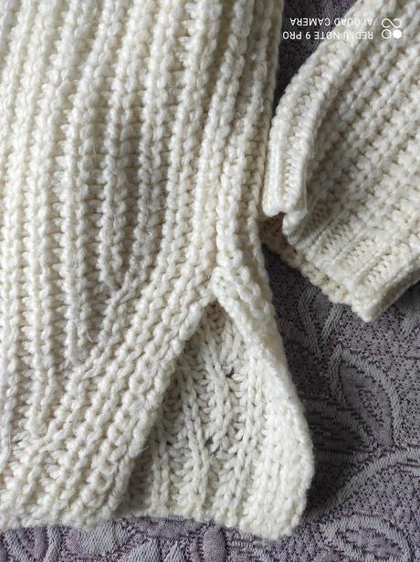 Pulóver s korálkami zn. zara veľ. m, zara,m