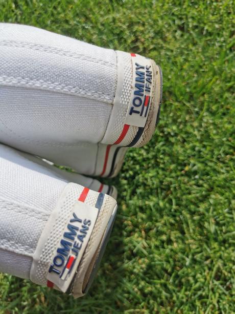 Platené tenisky, 39