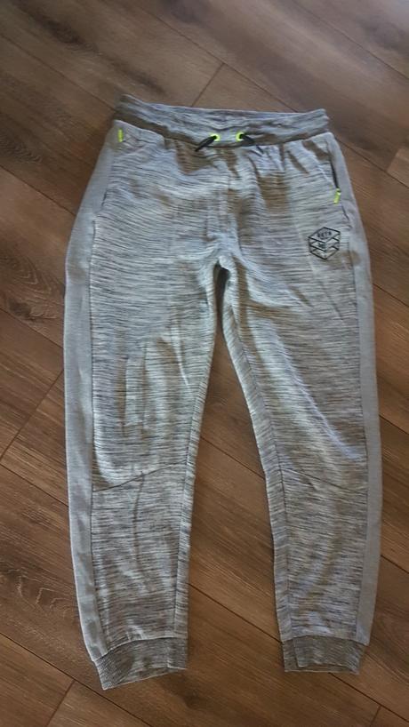 Mäkké tepláky/nohavice, 158