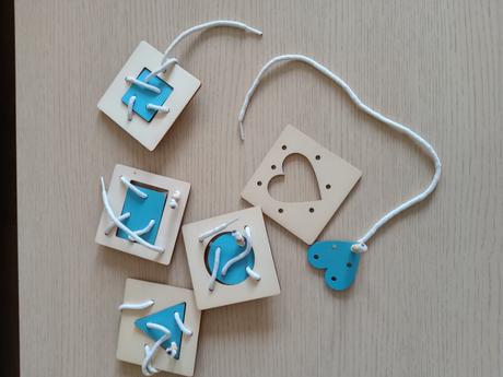 Prevliekačka geometrické tvary, 