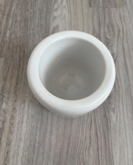 Nádoba na kefu na wc jysk, 