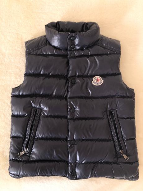 Moncler, 128
