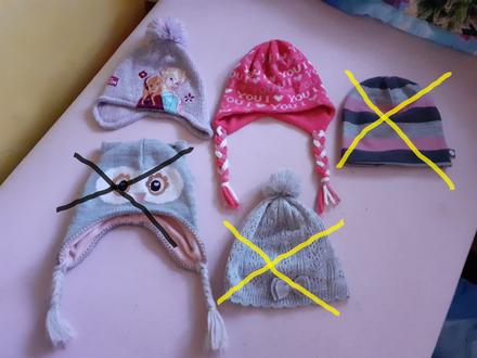 Sada čiapok na 2 až 6 rokov - 2 ks, 98