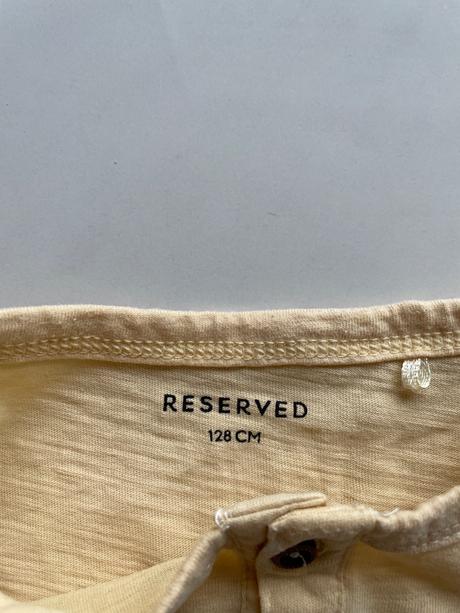 Tricko, reserved,128