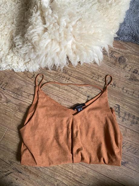 Country top, atmosphere,m