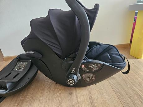 Autosedačka kiddy evoluna i-size plus + isofix zák, kiddy