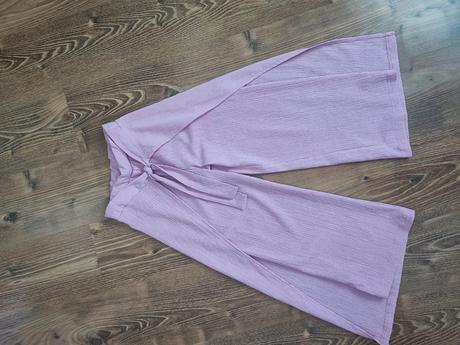 Nohavice 134-140, 134