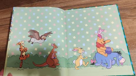 Macko puf prasiatko v tiesni, 