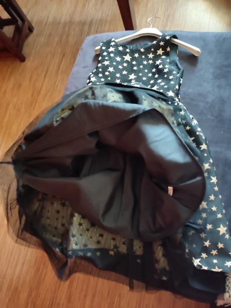 Predám dievčenské šaty, h&m,134
