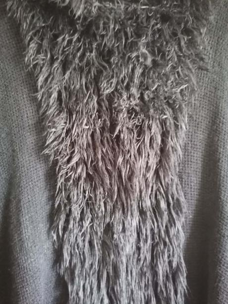 Pončo s kožušinkou, 