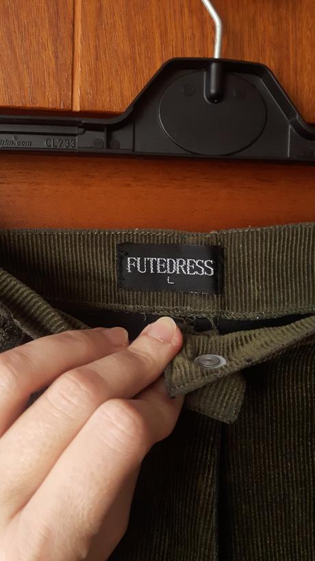 Zelené menčestrové nohavice, m