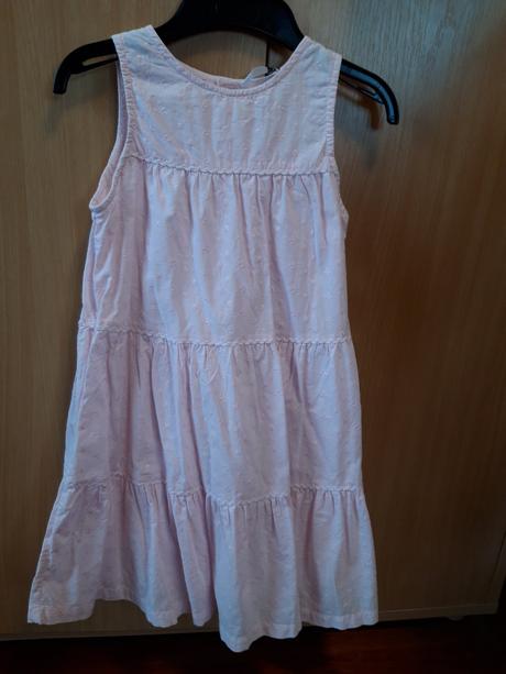 Vyšívané šatičky na 6-7 rokov, adams,122