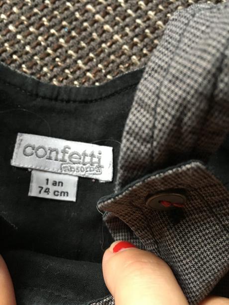 Kvietkované šatenky, 74