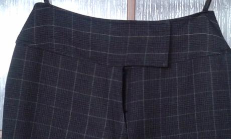 Kárované nohavice, 38