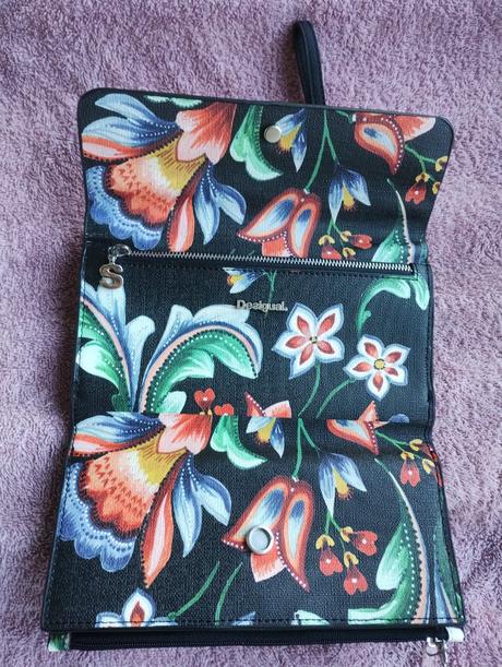 Obojstranná peňaženka, desigual