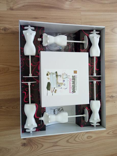 Šijací stroj - fashion studio, 