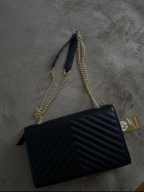 Kabelka poštovné zadarmo, 