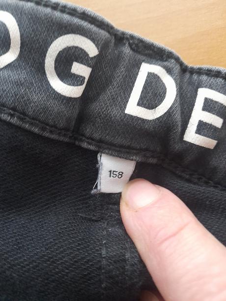 Chlapčenské strečové rifle, 158