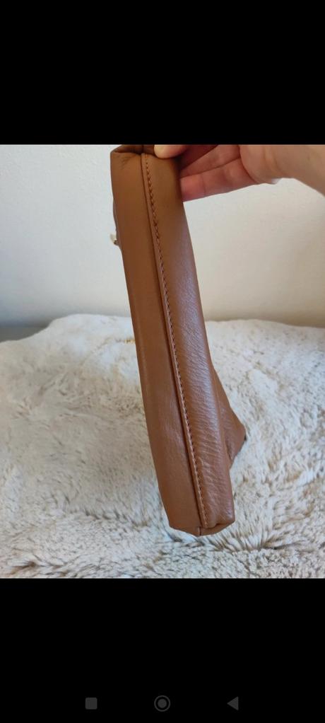 Dámska kabelka lazzarini, 