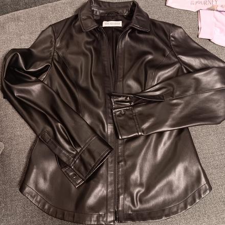 Koženková bunda, 38