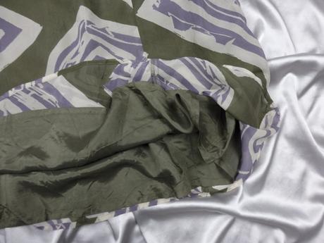 Letné hodvábne šaty, 40