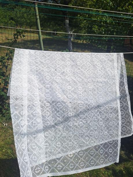 Tri malé záclonky, 