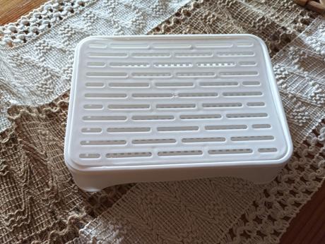 Nadoba na pestovanie mačacej trávy,