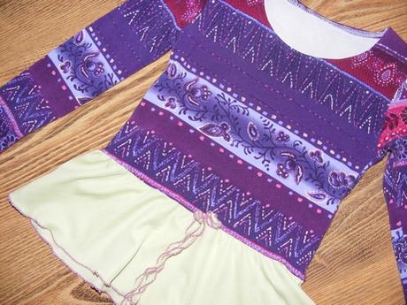 Tričko elastické , málo nosené, 98