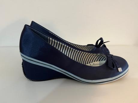 Dámske poltopánky v. 38, 38