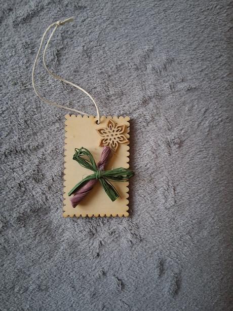 Drevená ozdoba dekorácia kvet stromček vianoce, 