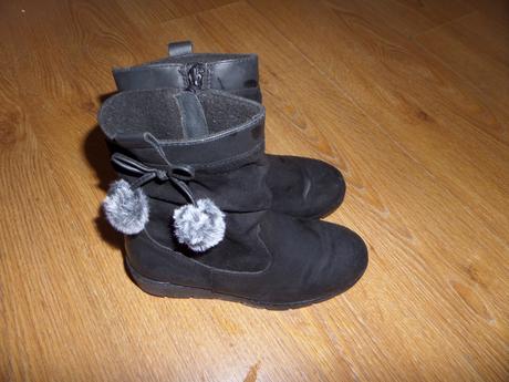 Čižmy s brmbolcami, deichmann,33