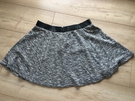 Čiernobiela mini sukňa, gate,l