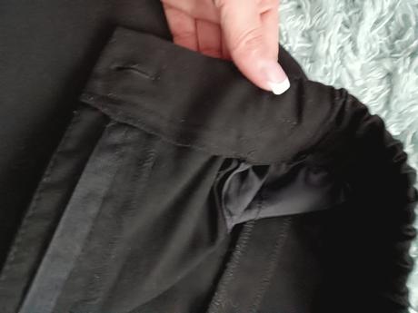Kapsáčove nohavice, bershka,38