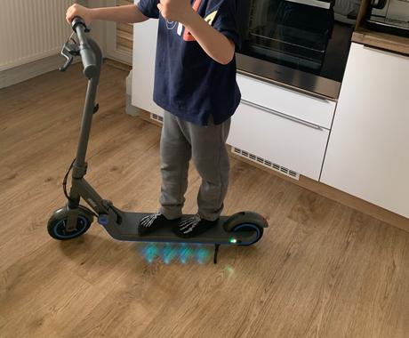 Elektrická kolobežka ninebot ekickscooter e10, 