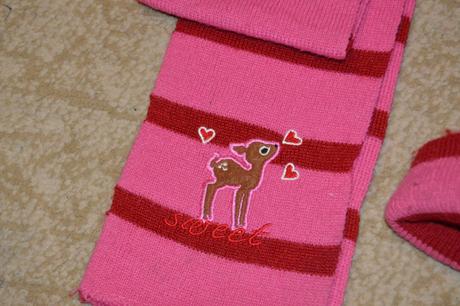 Čiapka a šál, lupilu