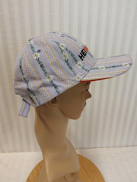 Farebná šiltovka s kvietkami č. 605, weidmann,