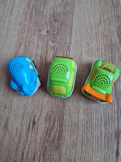 Vtech tut tut nákladné lietadlo,