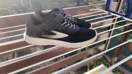 Ľahučké tenisky, 39